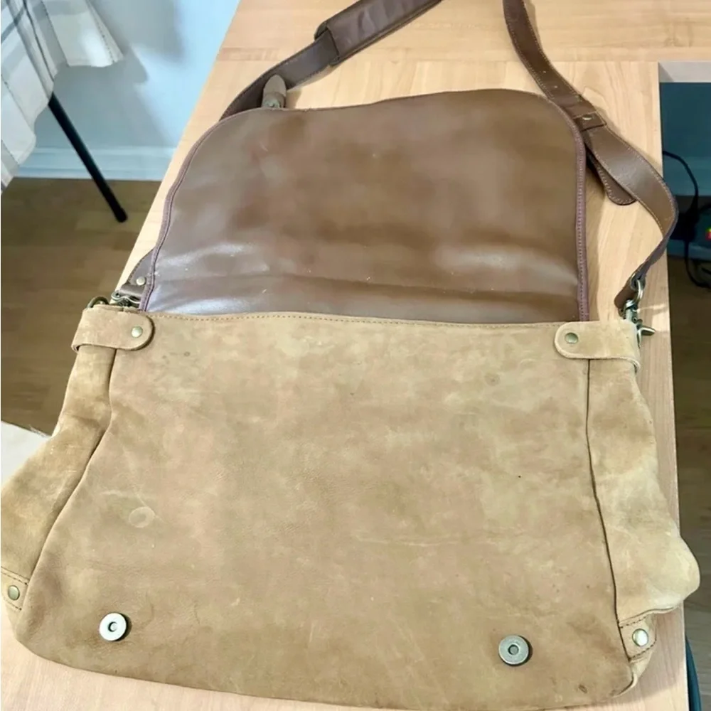 Vintage men Marlboro Gear Leather Briefcase Shoulder Messenger Bag Distressed